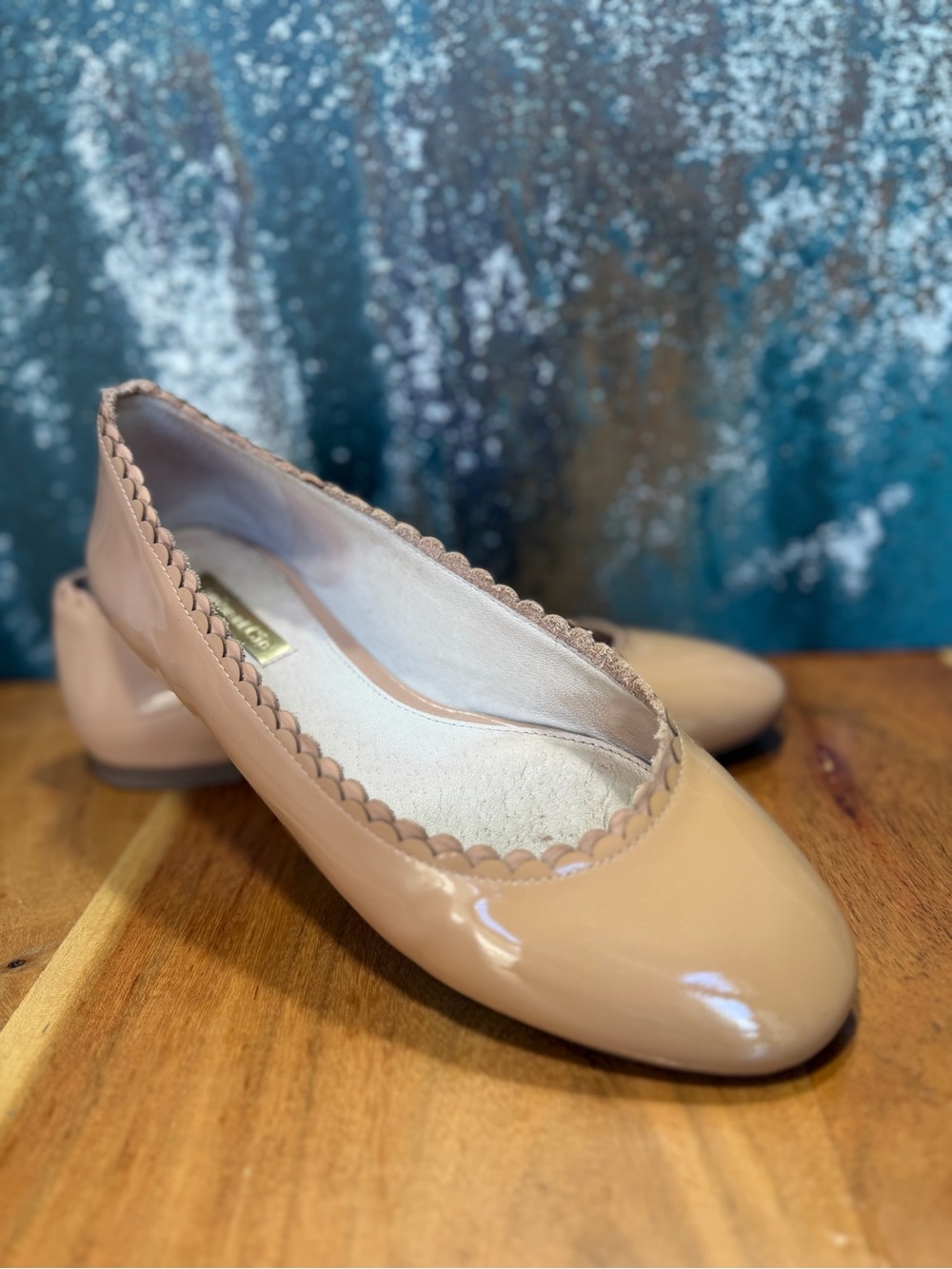Louise et Cie Classic Patent Leather “Caynlee” Scalloped Ballet Flats Nude VGUC